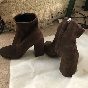 AUTHENTIC PRADA BOOTS WITH DUST BAG